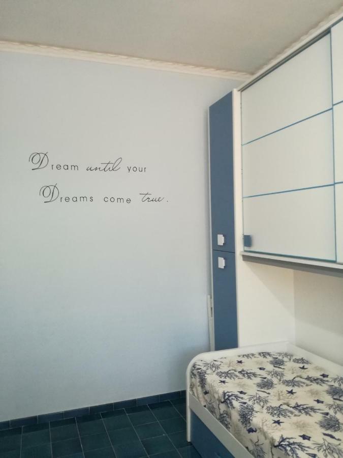 La Casa Di Annisa Apartment ไมยอรี ภายนอก รูปภาพ